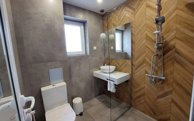 2 Bedroom Apartment and Free Relax Zone