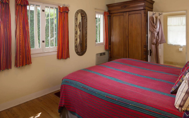 Casa Blanca Inn