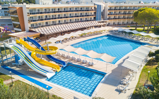 Grand Sahins Gumuldur Resort