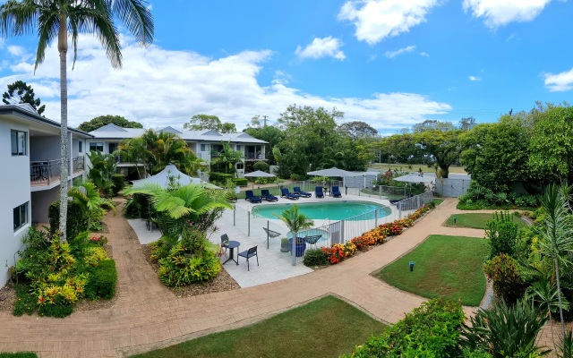 Noosa River Retreat