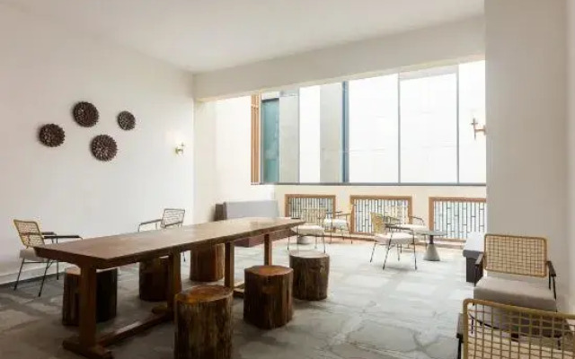 Wenchang Luneng Yunju Hotel