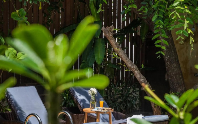 Seis Villa-Splendid 4 bhk villa with private pool
