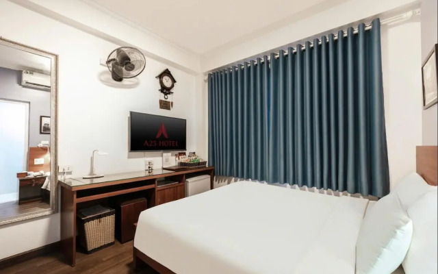 A25 Hotel - Doi Can 2
