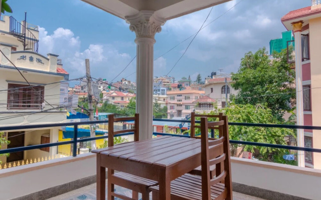 Lemon Tree Apartment and Homestay