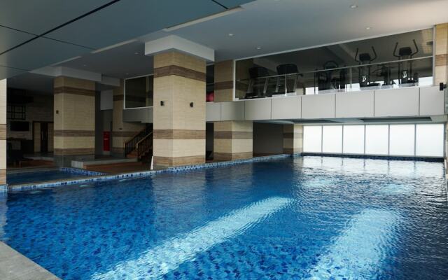 Modern 2BR Apartment at Maqna Residence