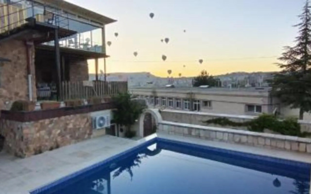 Dora Cave Hotel