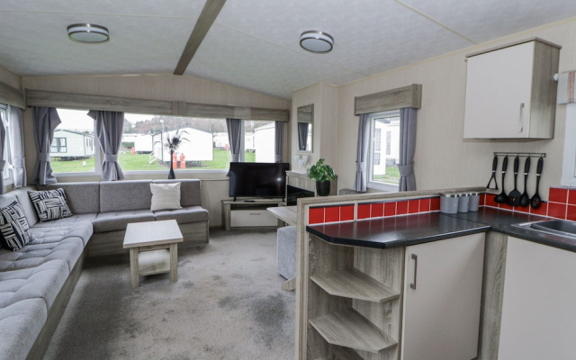 Brynowen Holiday Park - 22432