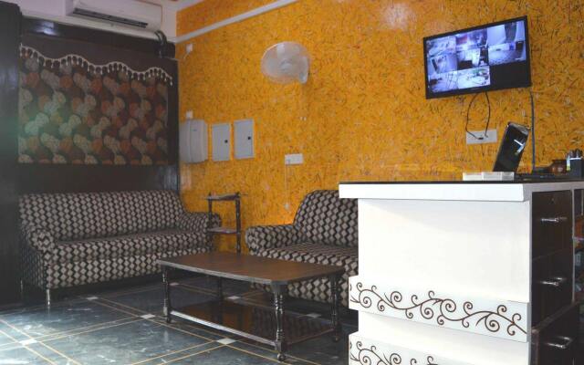 Hotel Priya