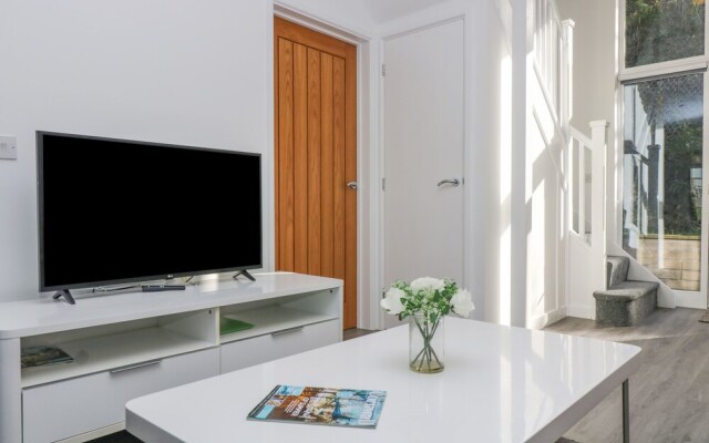 Sea Breeze 17 Gannel