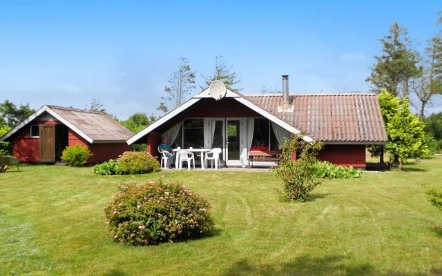 5 Person Holiday Home in Ulfborg