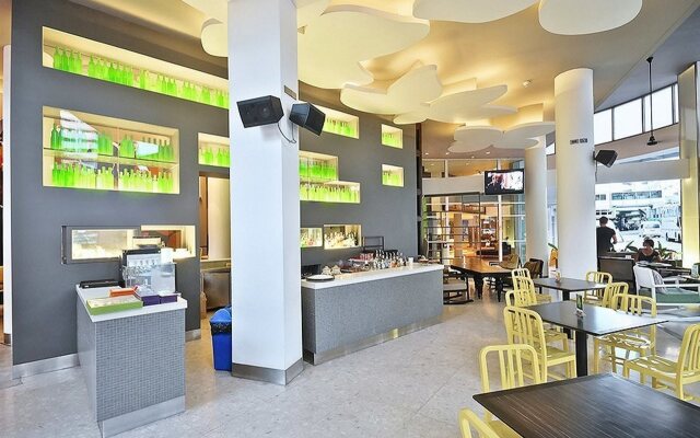 Triple Two Silom Boutique Hotel