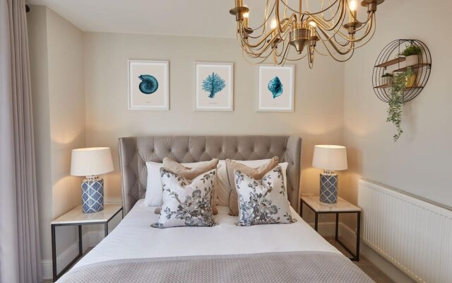 Host Stay The Hampton at Prospect Hill Apartments
