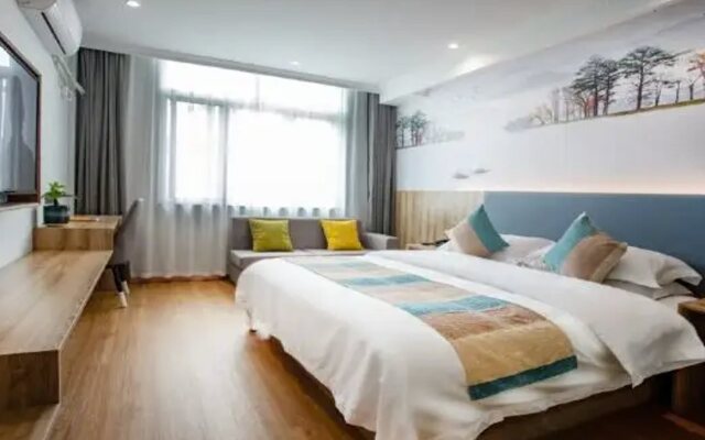 VX Hotel Hangzhou Banshan