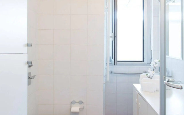 Suitelowcost - Stilicone