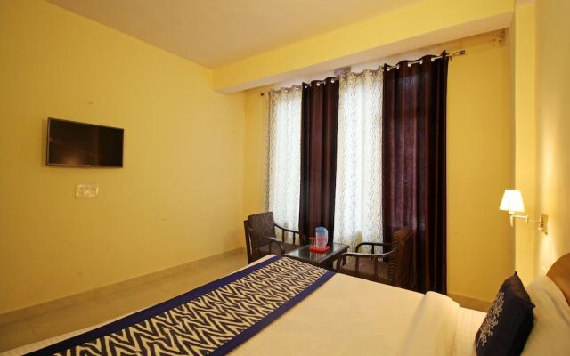 OYO 14958 Hotel Purnima