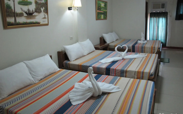 Sea Jewel Beach Resort Puerto Galera