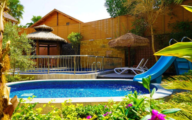The Land Villas Ammaria