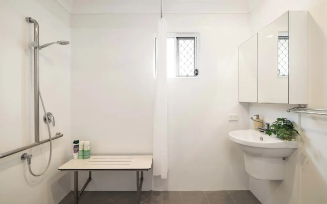 14A Freney St