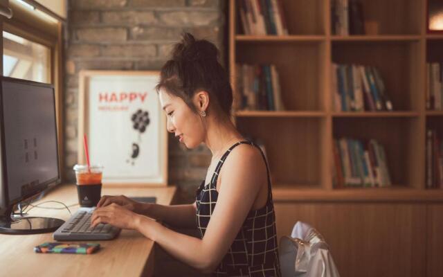 Kenny Stay Jeju Seogwipo