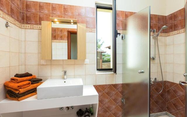 Jacopo Villa, untamed beauty, By ThinkVilla