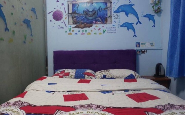Wood Hostel – Guest Rooms – Guilin