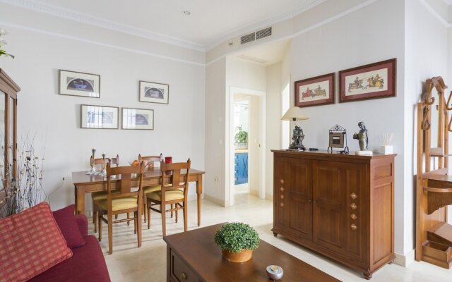 Alluring Apartment in Seville With Garden