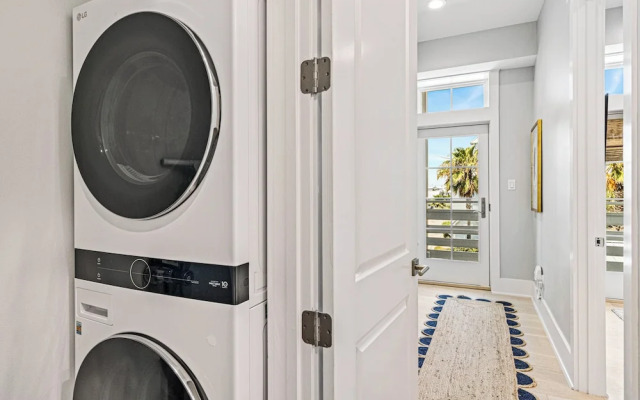 TC 6202 Coast Is Clear