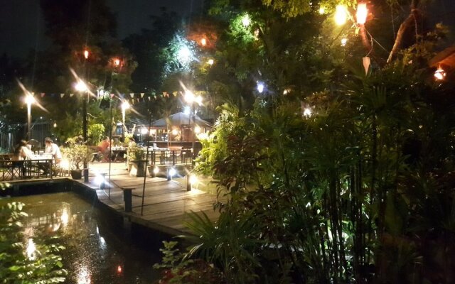 Khun-Nai Garden View Resort