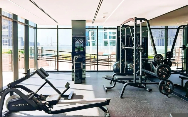 Vibrant 2BR Miami Vibes at Business Bay