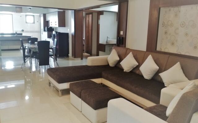 White Castle  (Boutique Apartment Hotel)