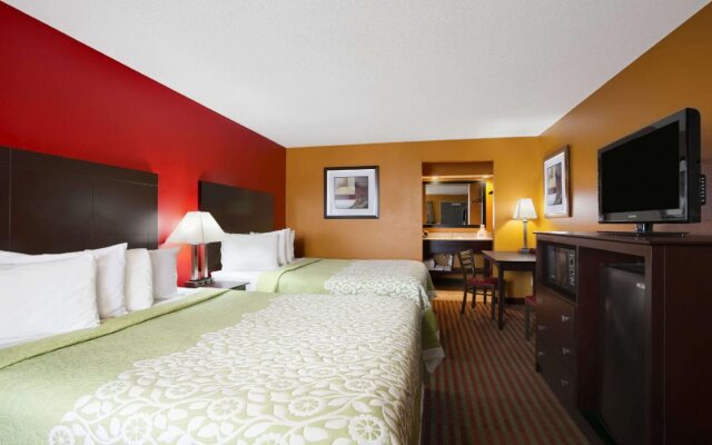 Days Inn Liberty / NE Kansas City