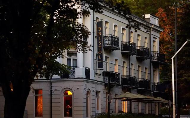 Bristol ART & Medical SPA
