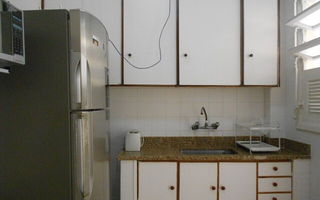 GoHouse Copacabana 802