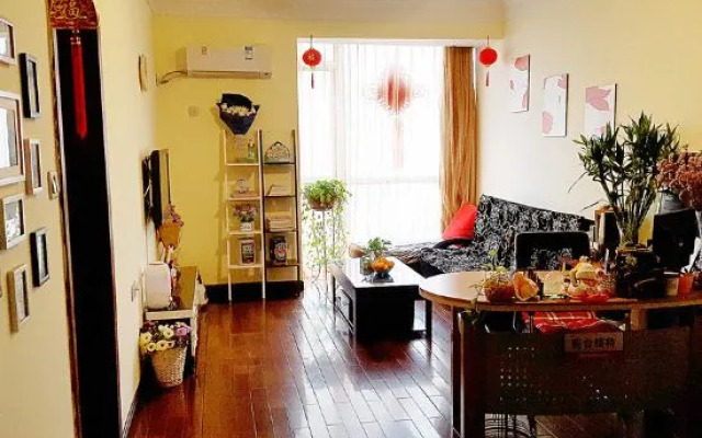Nanchang Zuoyou Love Apartment (Bayi Square)