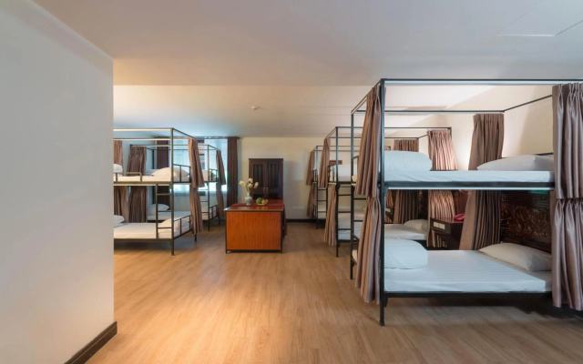 Bai Dinh Hotel – Guest Rooms – Gia Vien