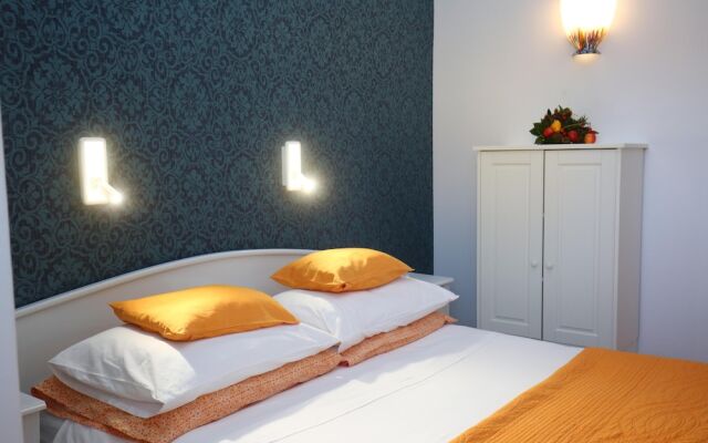 Lovely Apartments Marmont With Balconies in the Heart of Split