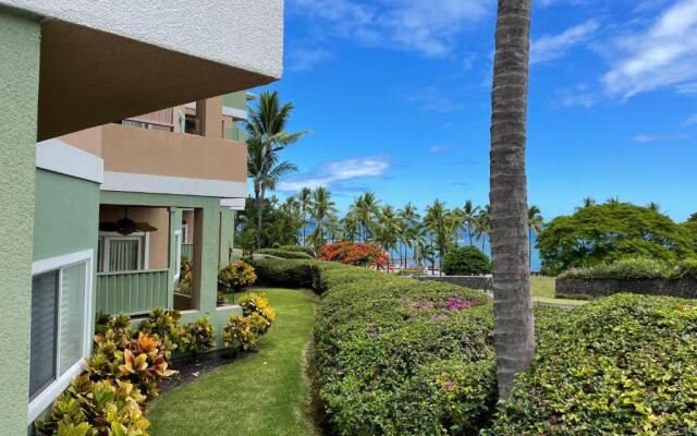 Beach Villas at Kahalu'u
