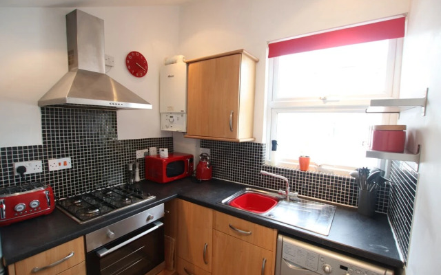 Contemporary 2 bed Flat in Bristol, Free Parking