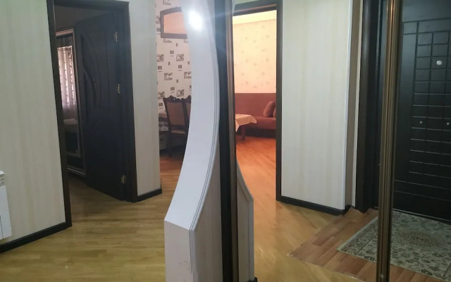 Bakuvi Tourist Apartment B219
