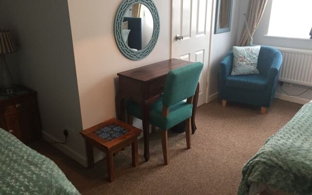 Castle Lodge Guest House