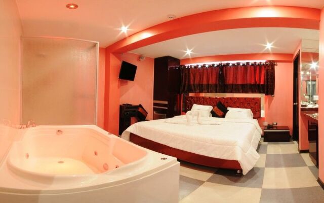 Qollana Business Hotel