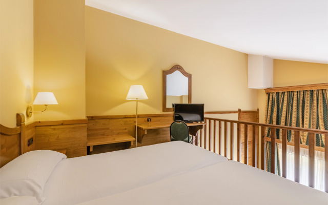 Sport Hotel Village