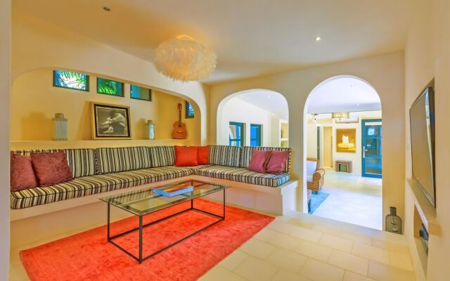 Villa Encantada by Coco B Isla