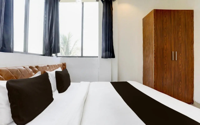 OYO 16952 Easy Stay