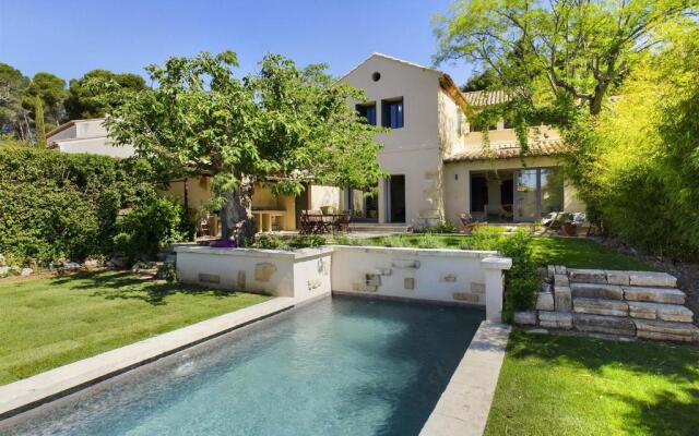 Maison Maussane-les-Alpilles, 6 pièces, 8 personnes - FR-1-599-42