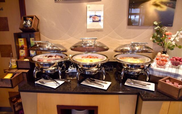Holiday Inn Calais by IHG