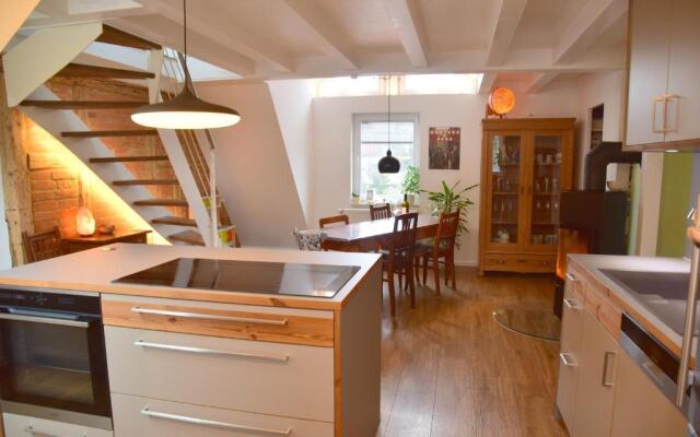 Wunderschöne helle Wohnung, 10 min zum Zentrum