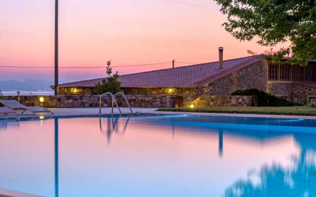 Kaminos Hotel