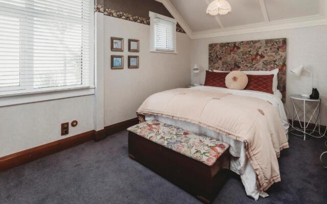 Timata Ora - Sleeps 14