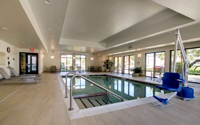 Hampton Inn & Suites Milwaukee West